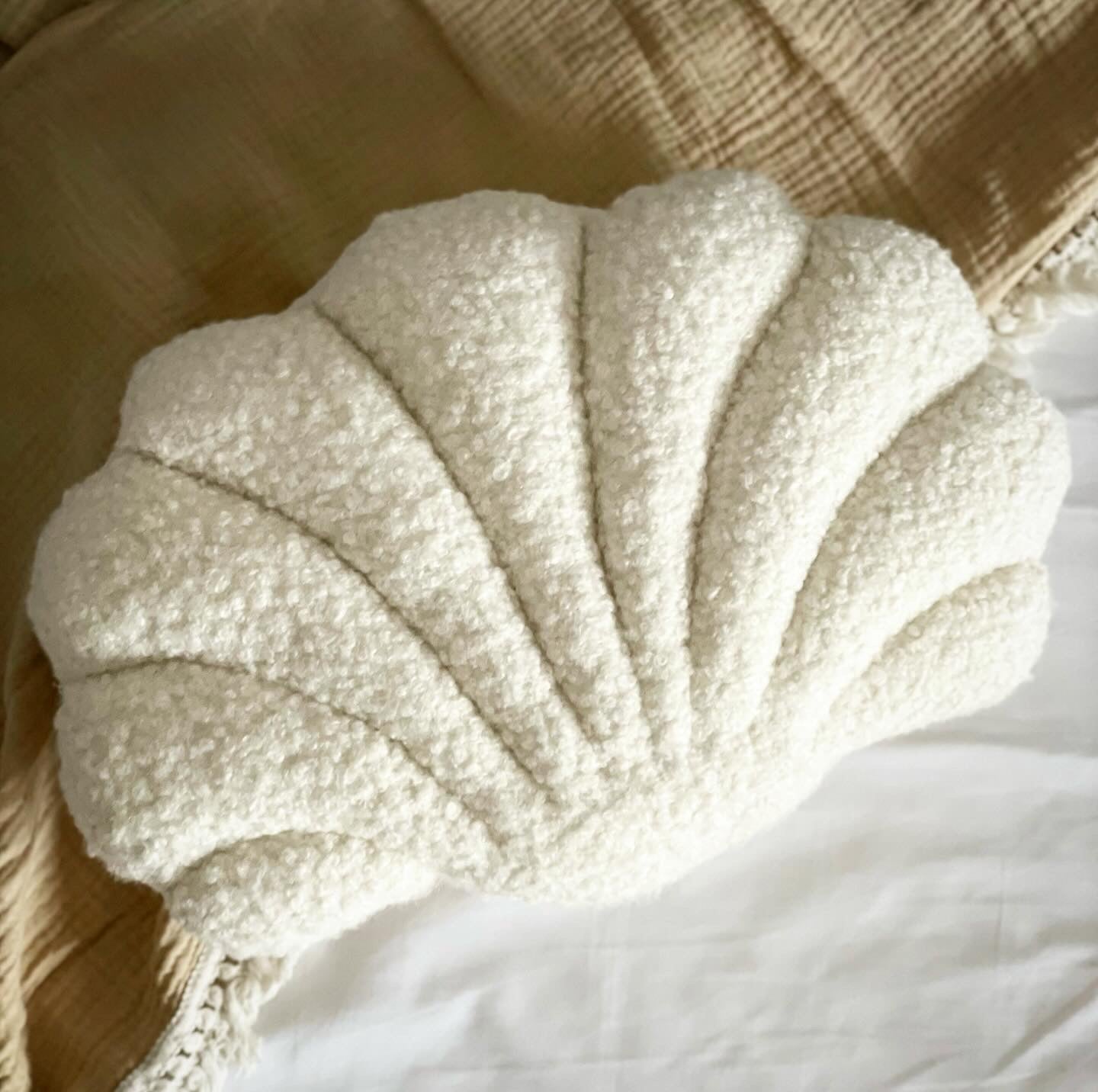 Boucle Shell Cushion